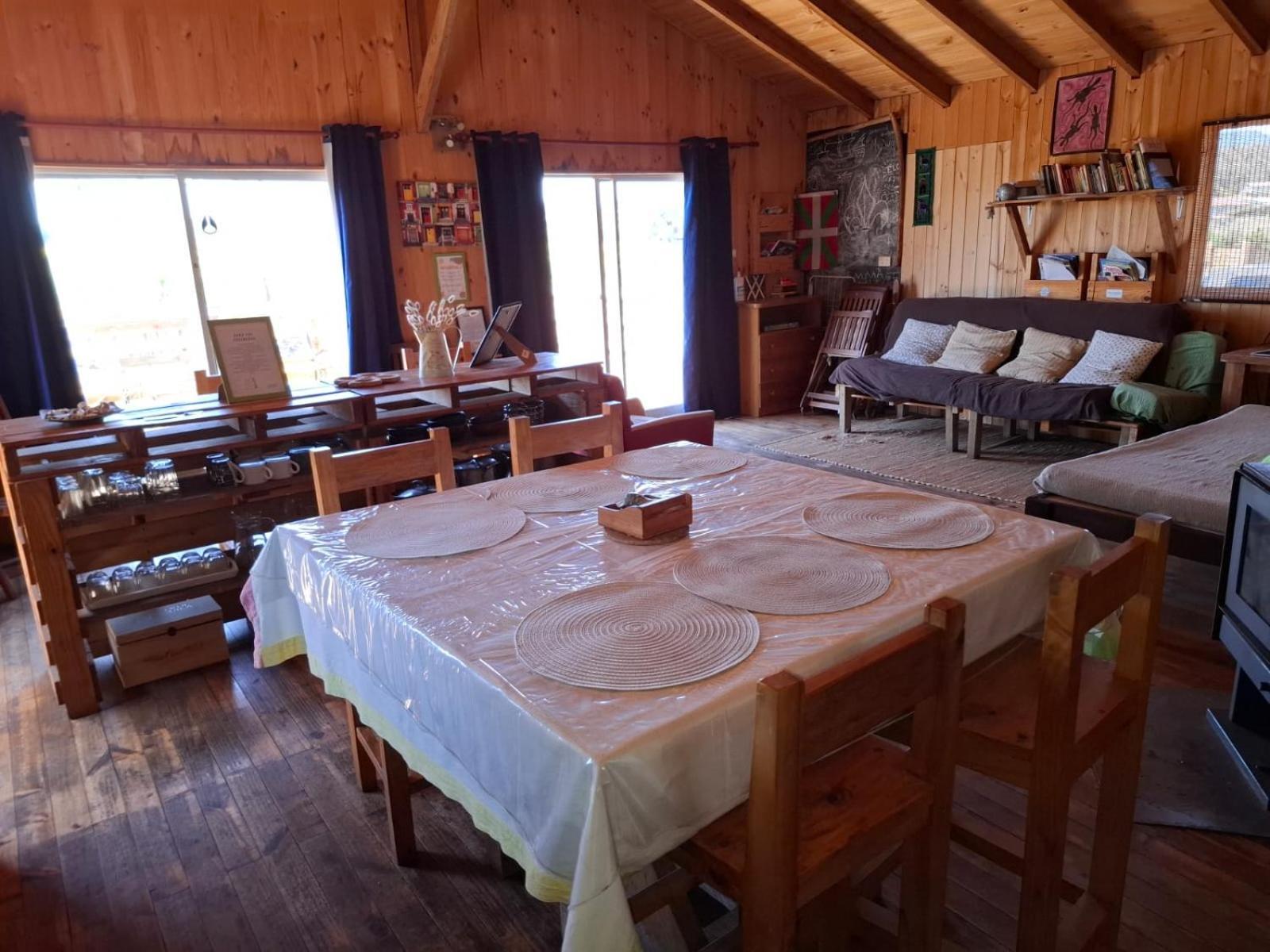 קורניפה Ekilibre Surf Eco Hostal מראה חיצוני תמונה